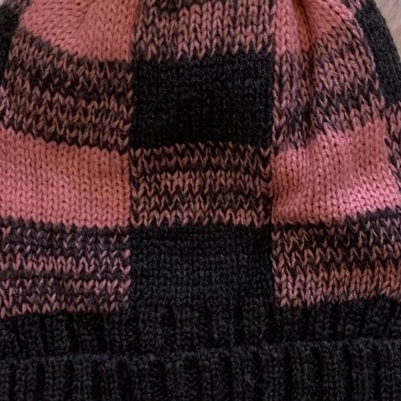 Pink Gray Buffalo Check Plaid Pom - Picture 2 of 6